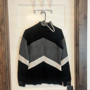 Women’s Smart Wool Sweater